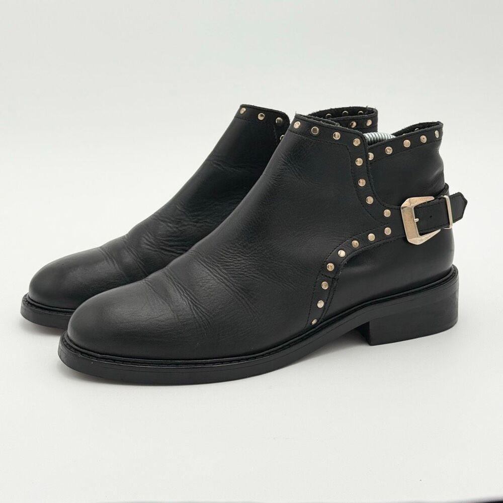TopShop Black Gold Studded Leather Stretch Sides Pull-On Ankle Chelsea Boots - E